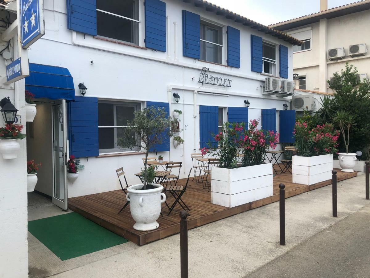 Le Castelet Hotel Сен Мари де ла Мер Екстериор снимка
